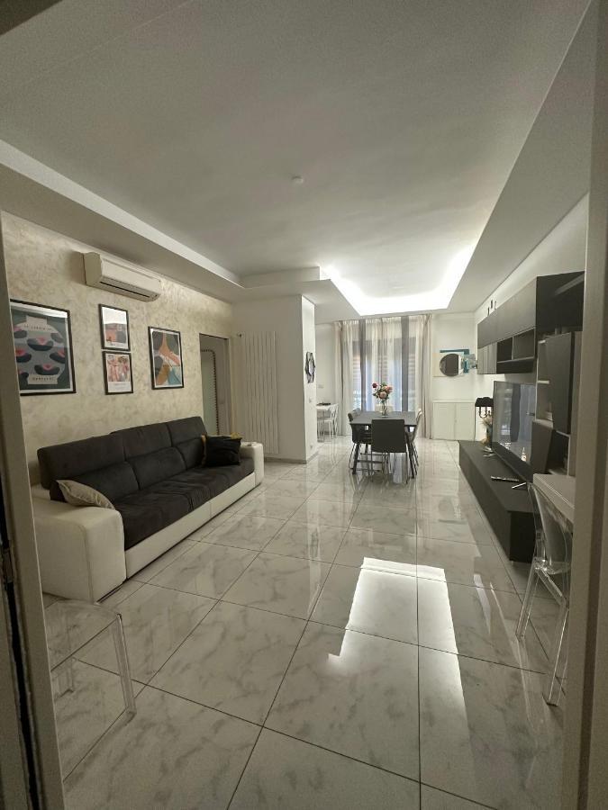 Celio 83 Luxury Apartment โรม ภายนอก รูปภาพ