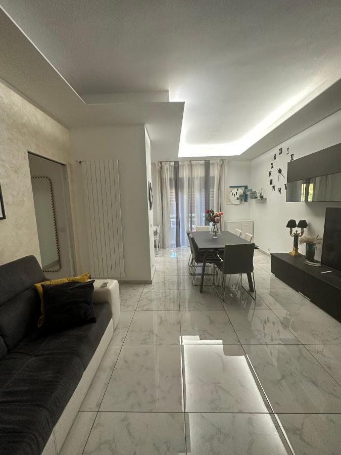 Celio 83 Luxury Apartment โรม ภายนอก รูปภาพ